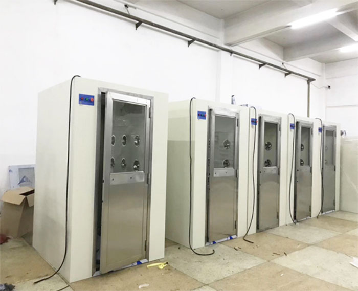 风淋室尺寸：1200风淋室，1300风淋室，1400风淋室，1590风淋室。