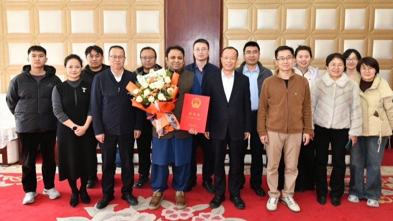 省政协主席庄国泰莅临乐鱼leyu体育